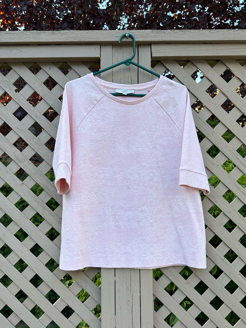LOFT White/Pink Short Sleeve Patterned Top - XL